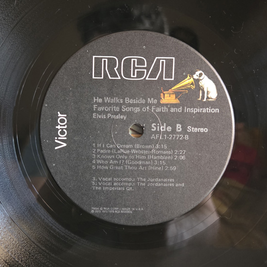 Lado B - He Walks Beside Me