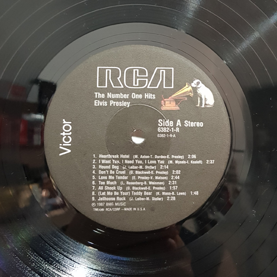 Lado A - The Number One Hits