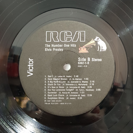 Lado B - The Number One Hits