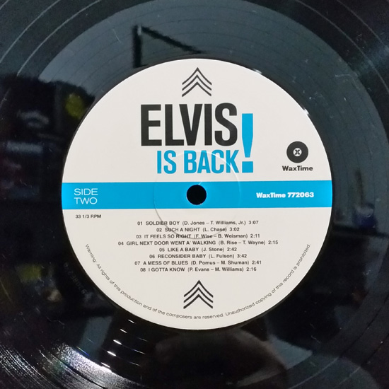 Lado B - Elvis is Back