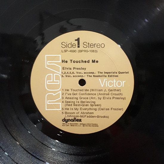 Lado A - He Touched Me