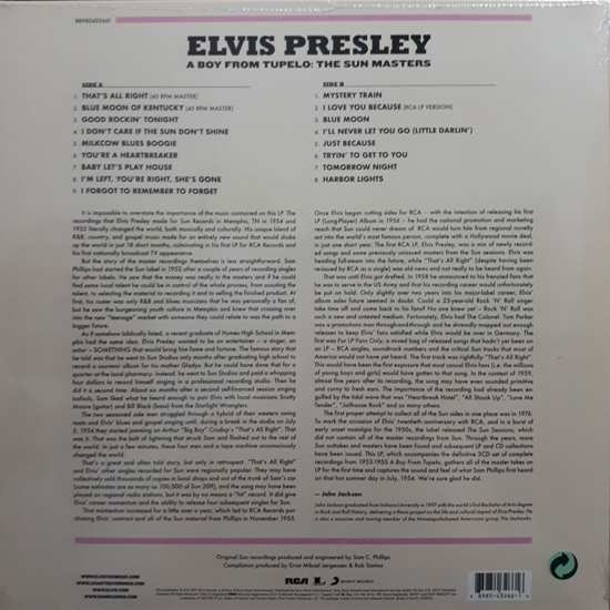 Contra Capa - A Boy From Tupelo