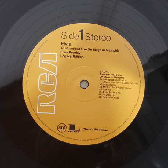 Lado A - Recorded Live On Stage In Memphis