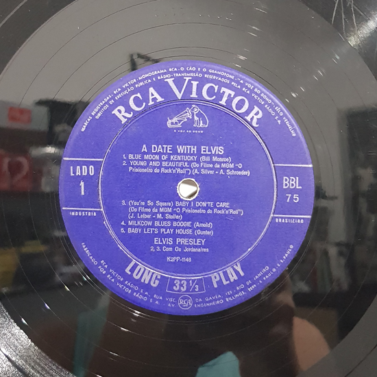 Lado A - A Date With Elvis