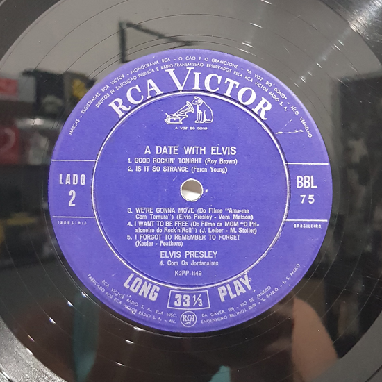 Lado B - A Date With Elvis
