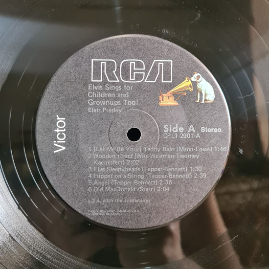 Lado A - Elvis Sings for Children and Grownups Too