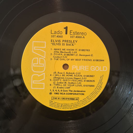 Lado A - Elvis is Back