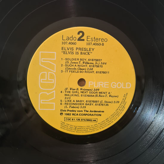 Lado B - Elvis is Back