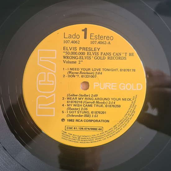 Lado A - Elvis Gold Records 2