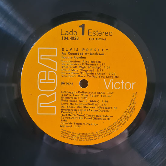 Lado A - Elvis as Recorded at Madison Square Garden