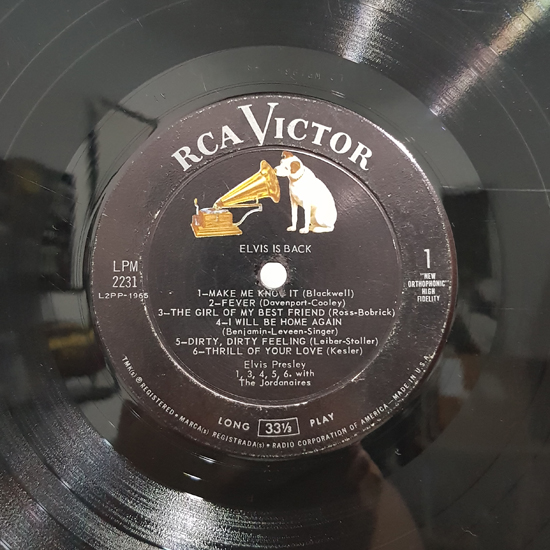 Lado A - Elvis is Back