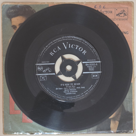 Lado A - It’s Now Or Never / Make Me Know It