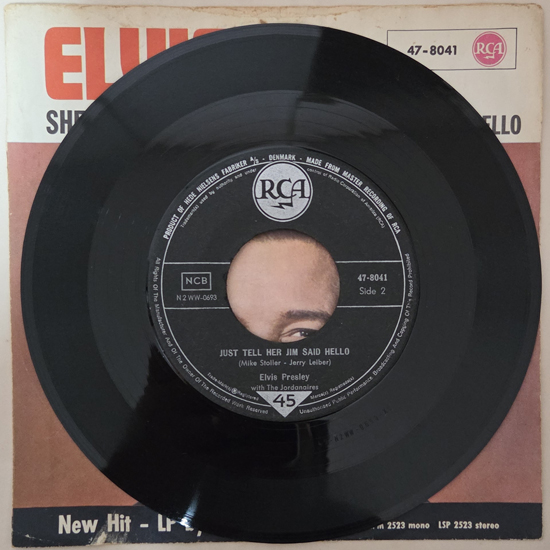 Lado B - She’s Not You / Just Tell Her Jim Said Hello