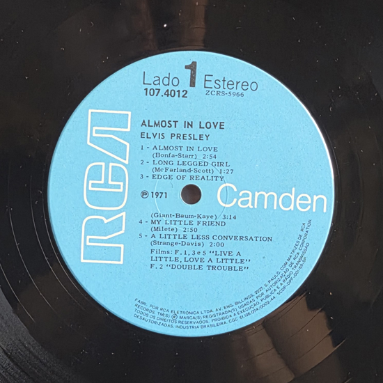 Lado A - Almost In Love