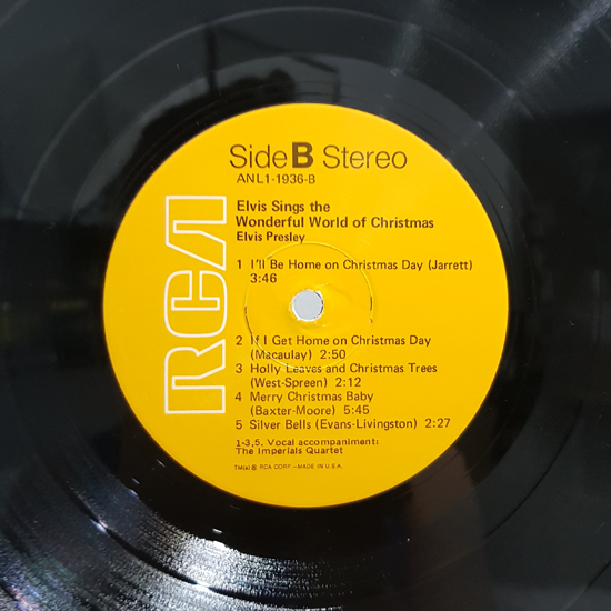 Lado B - Elvis Sings The Wonderful World of Christmas