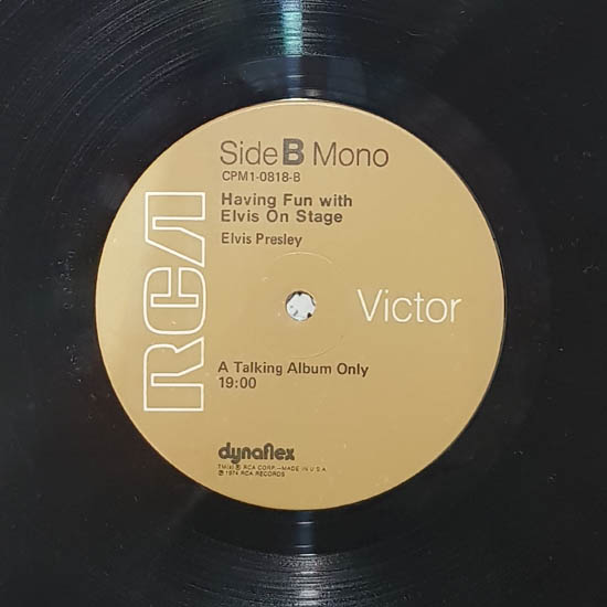 Lado B - Having Fun With Elvis On Stage